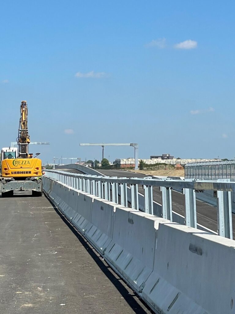 Tangenziale di Como-Varese: barriere di sicurezza in calcestruzzo